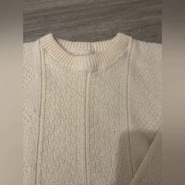 CREAM CABLE KNIT SWEATER S - Image 3