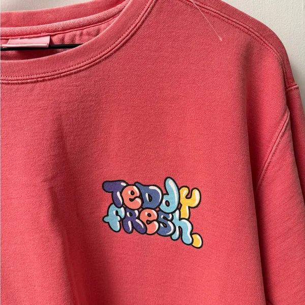 Teddy Fresh Graffiti Graphic Crewneck Size Medium - Image 2