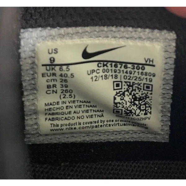Women's Nike Sneakers, Size 9, Black/Teal CK1676-300 - Image 6