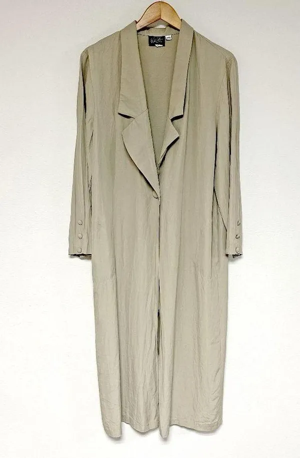 VTG Wild Rose Trench Coat - Image 3