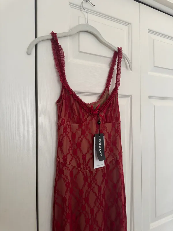 Tiger Mist Red lace ruffle midi Deja Dress NWT - Image 5