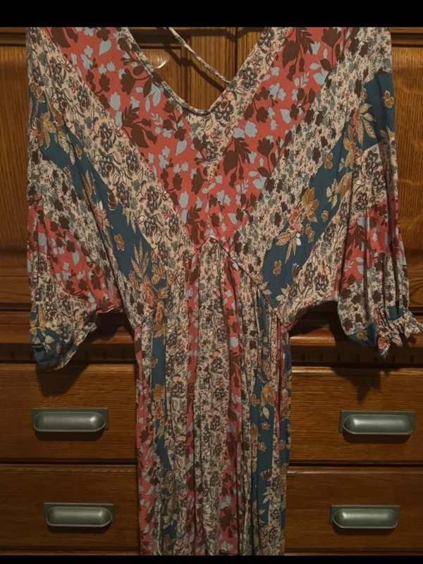 ODDY Boho Floral Mini Dress – Rust Teal Cream V‑Neck Flutter Sleeve Dress - Image 2