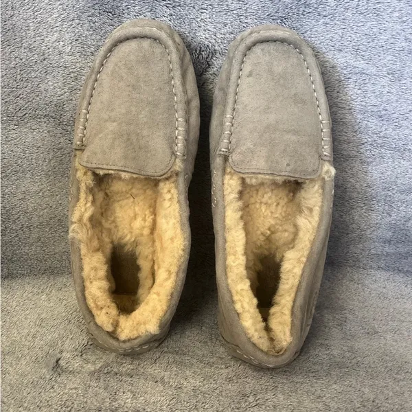 Women’s UGG Ansley Slippers - Image 3