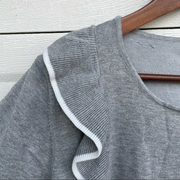 Carmen Marc Valvo Sweater Gray Grey White Ruffle Plus Size 2X - Image 7