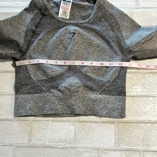 Gymshark Gray Long Sleeve Crop Top - Image 5