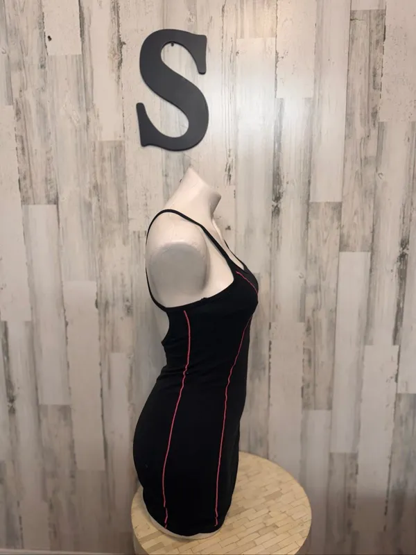 Forever 21 Open Back Workout Active Dress with Built-In Shorts Womens Small Blac - Image 5