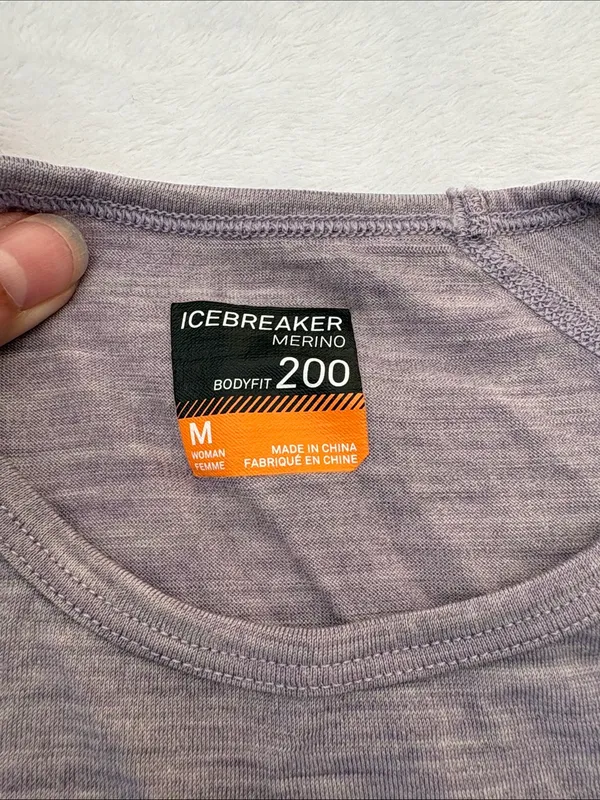 Icebreaker women's medium merino 200 Long Sleeve purple - Image 2