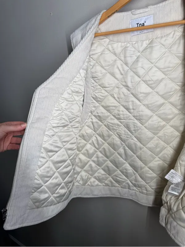 Aritzia TNA Corduroy Quilted Oversized Zip Vest Workwear Barncore Streetwear - Image 10