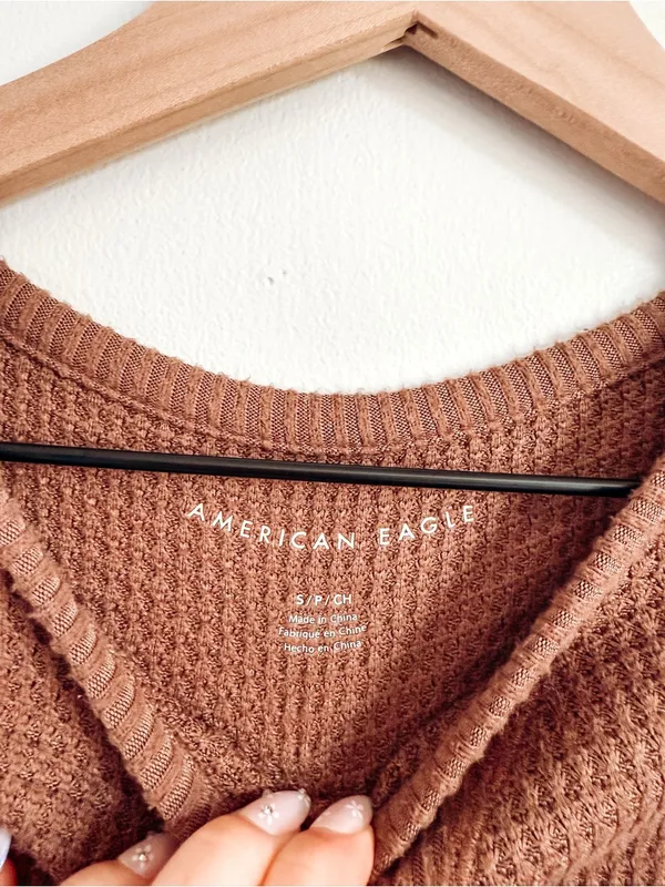 American Eagle Waffle Knit Crewneck Pullover Oversized Neutral Size Small - Image 3