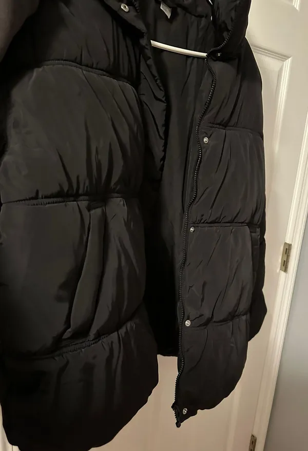 H&M Black Puffer Coat - Image 2