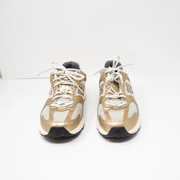 NEW New Balance Women's 530 Turtledove Gold Metallic Low Top Sneakers Shoes 9 - Image 2