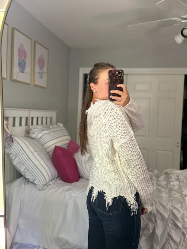 White sweater Size M - Image 3