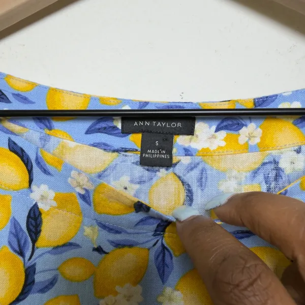 Ann Taylor Women Linen Top Small Blue Yellow Lemon Fruit Blouson‎ Gasset Resort - Image 5