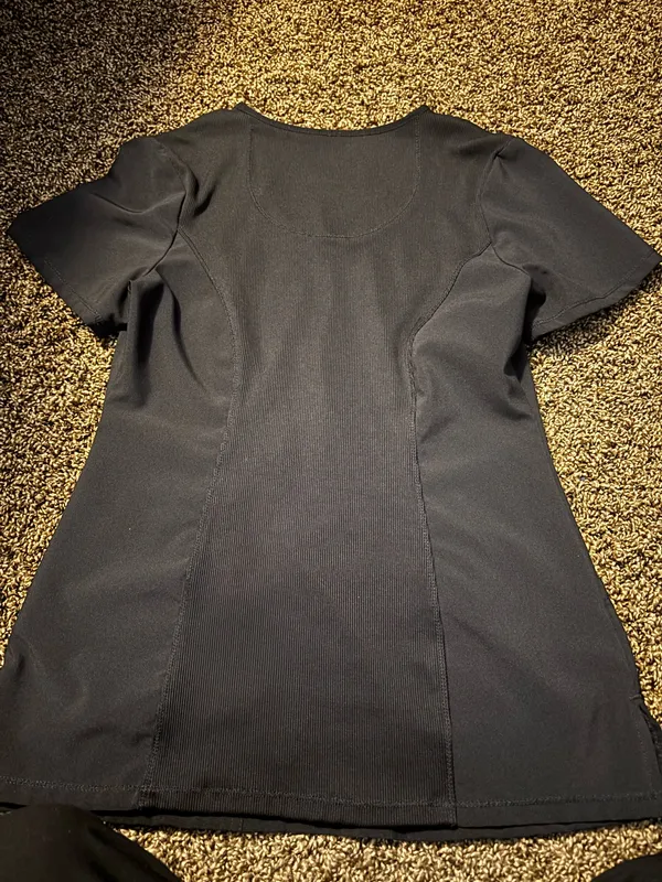 Infinity scrub top - Image 2