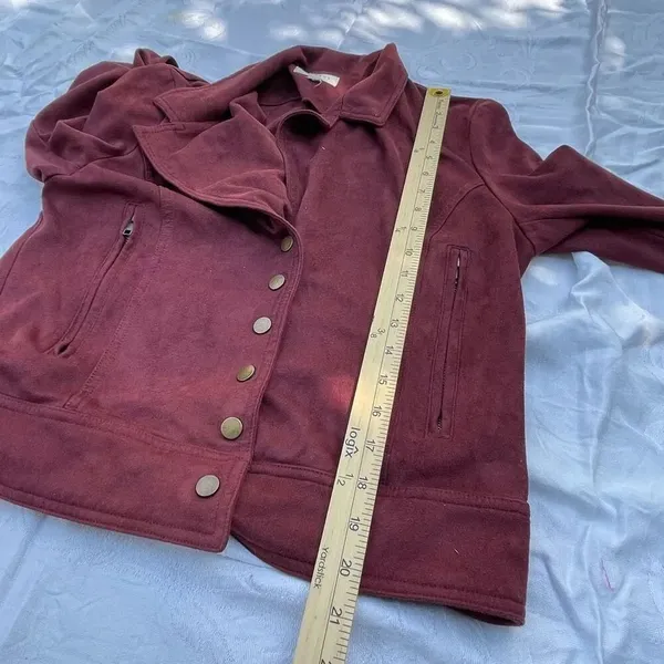Promesa size M faux suede snap Front burgundy jackets - Image 6