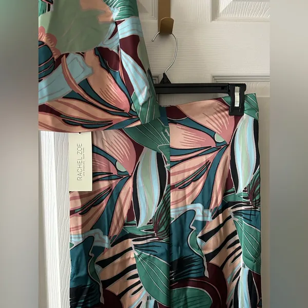 Rachel Zoe Women’s 2-Piece Tropical‎ Palm Print Satin Halter & Pant Set Small - Image 10