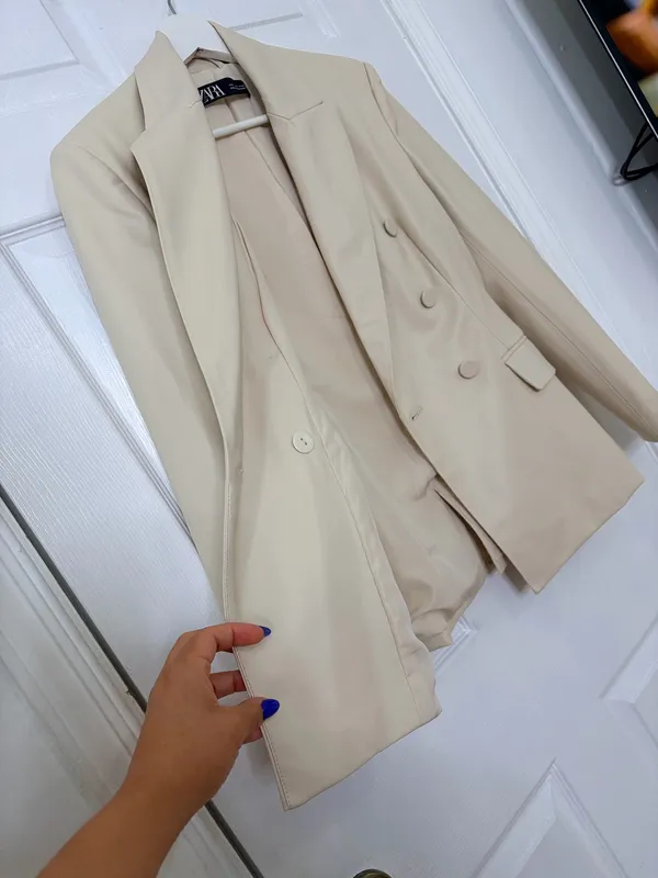 Zara Women’s S Ivory Faux Leather Double Breasted Blazer Quiet Luxury Minimalist Chic - Image 6