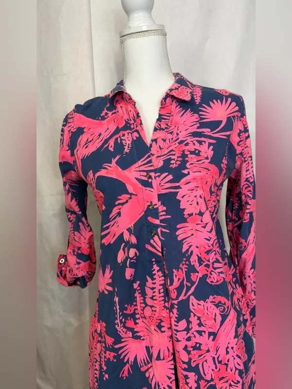 Lilly Pulitzer Navy Tunic Dress with Hot Pink Tropical Print - Image 2