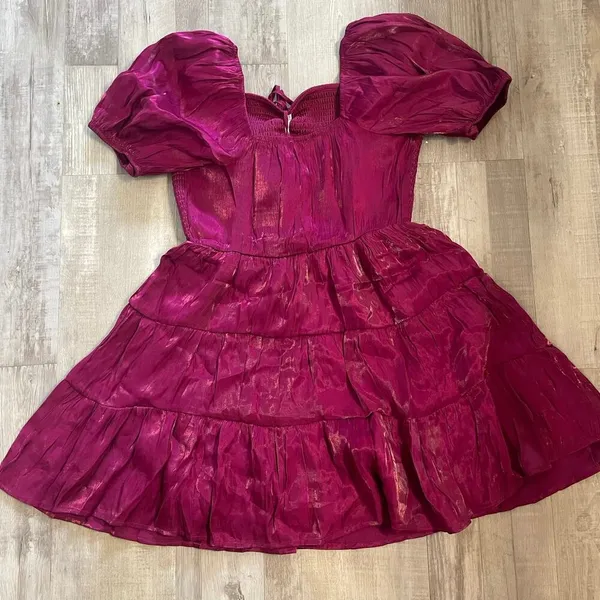 Heart & Heels fuchsia shocked mini dress with a sweetheart neckline size medium - Image 3