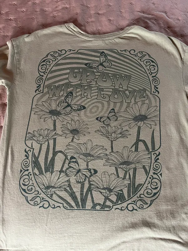 Butterfly Graphic Tee Size XS - Image 4