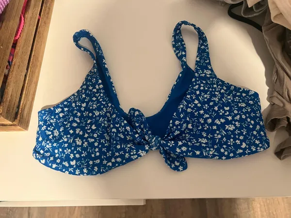 Hollister blue bikini top - Image 2