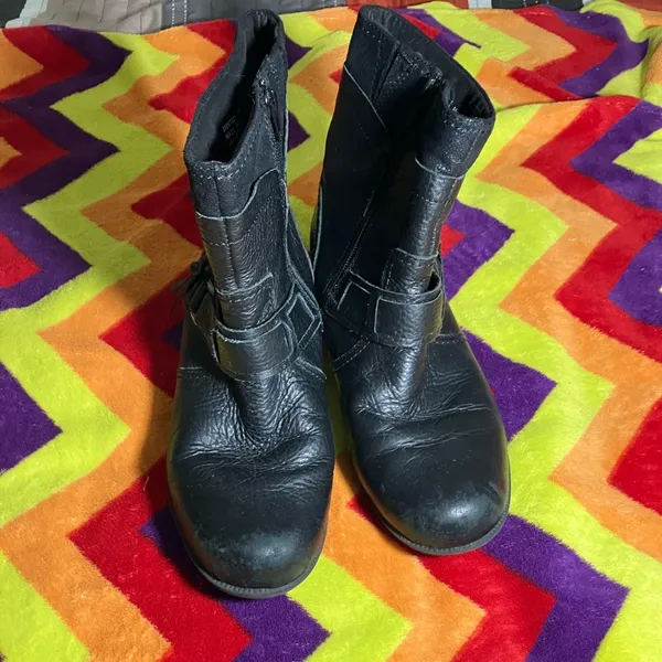 Clarks Black Leather Boots Size 10 - Image 3