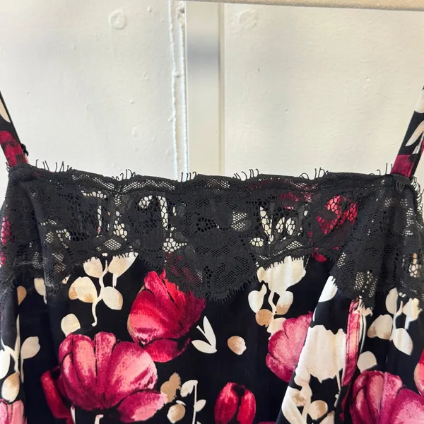 White‎ House Black Market Silk Blend Floral Lace Trim Camisole Top Black Pink Sm - Image 4