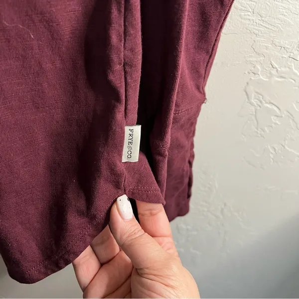 Frye &‎ Co. Burgundy Fox Tail Heritage Raw Hem Thumb Holes Top - Image 4