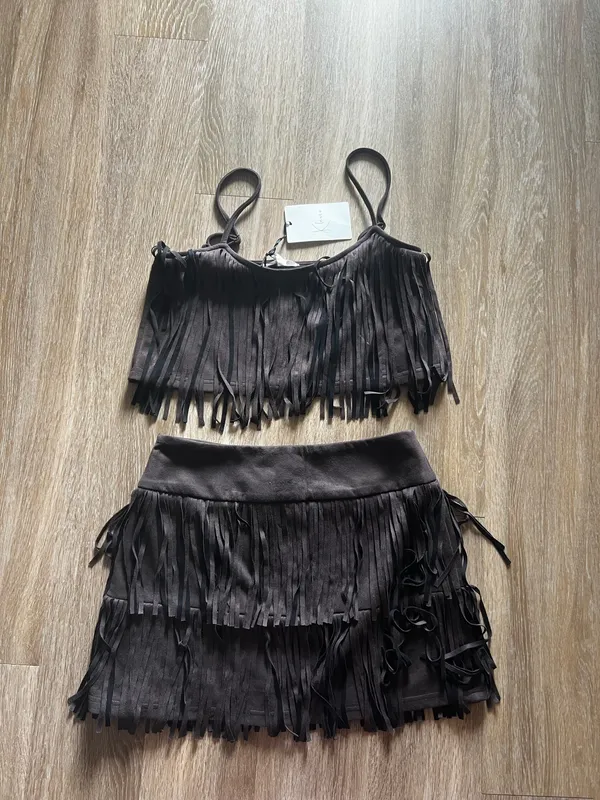 Matching brown fringe set - Image 2