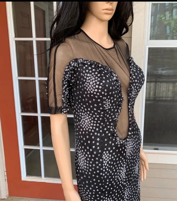 Gorgeous Formal Dresses Black Size 12 - Image 3