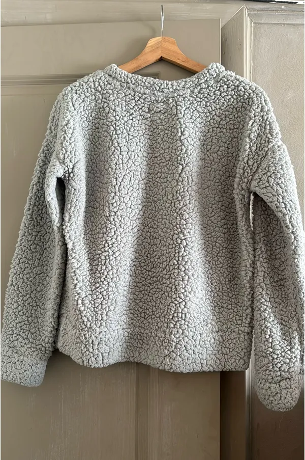 Women’s sweater - Image 2