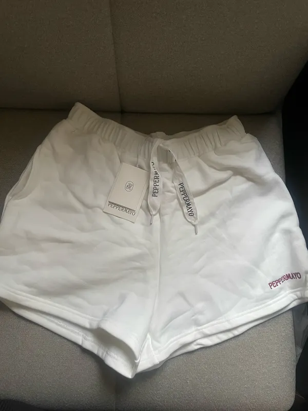 Pepper mayo Signature Sweatshorts - Image 4