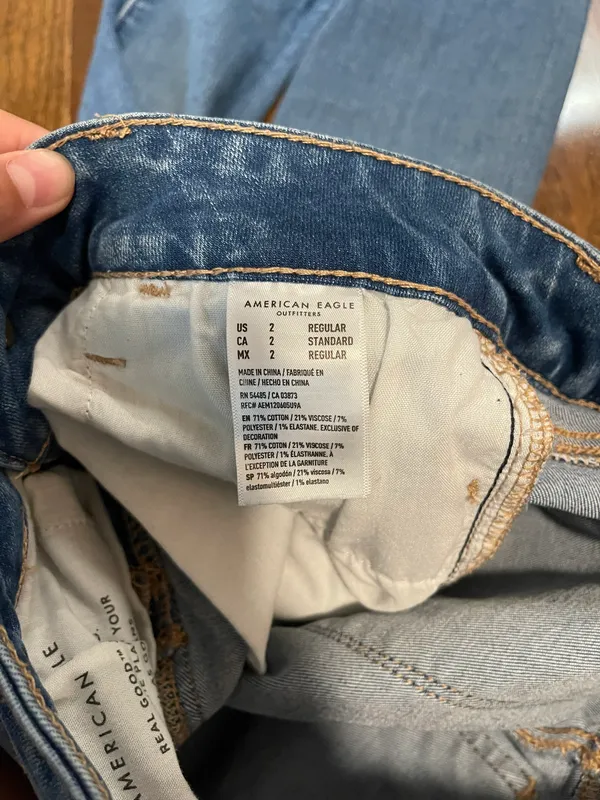 American Eagle jeans - Image 3