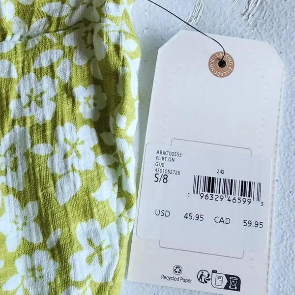 NWT BILLABONG Sage floral crop top with square neckline and elasticated waist - Image 4