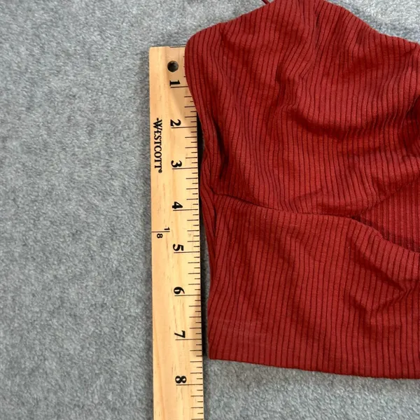 Urban Outfitters Cut Out Bralette Crop Top Women's Medium Rust Red Ribbed - Image 3