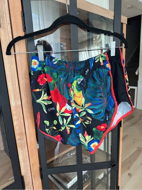 Nike Dri-FIT Tempo tropical floral parrot print running shorts workout colorful - Image 6