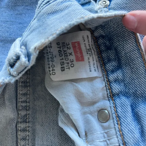 Wrangler Relaxed Fit Jeans - Image 4