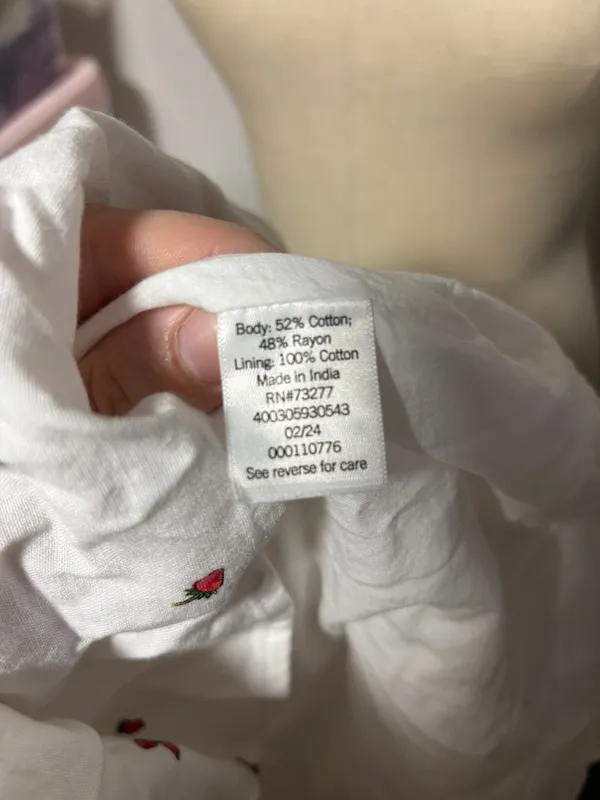 Strawberry printed dress - Image 11