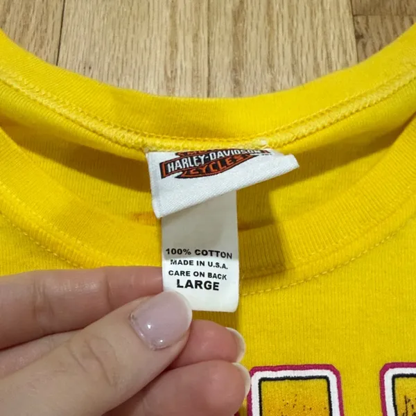 Harley Davidson Harley Never Looked Better Long Sleeve Yellow Graphic Tee Sz L - Image 4