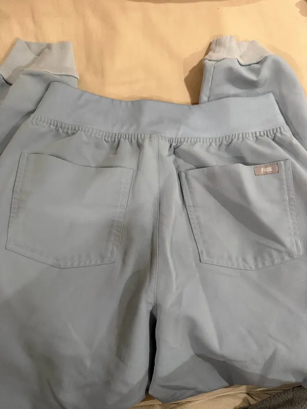 Figs Zamora joggers dusty blue - Image 3