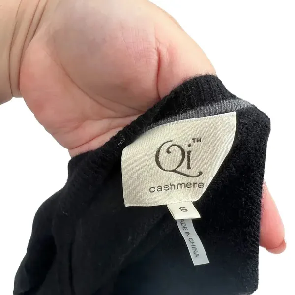 Qi Cashmere Classic Long Sleeve Cardigan Sweater Black Size Small‎ - Image 6