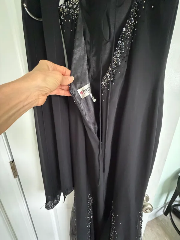 La Femme Black formal dress femme size 6 - Image 10