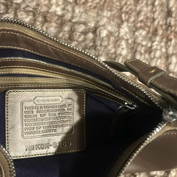 Coach Small Olive Green Nappa Leather Shoulder Bag🫒 - Image 7