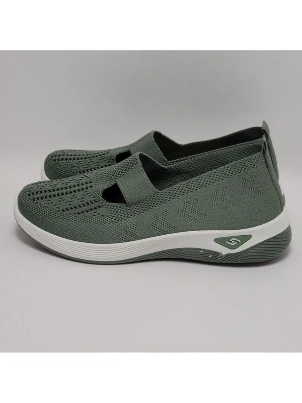 Women's Breathable Mesh Slip On Sneakers Comfortable Lightweight Walking Shoes - Image 2