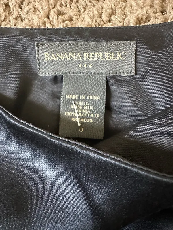 Banana Republic Skirt - Image 2