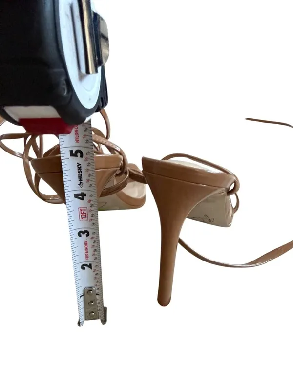 STEVE MADDEN Beige Tan Patent Laceup Sandals Heels Size 11 - Image 6
