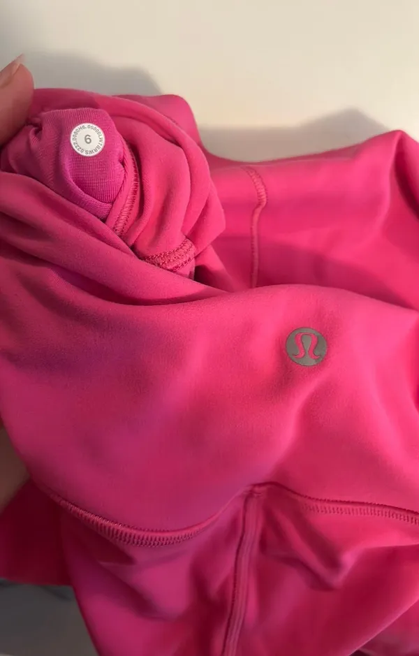 Lululemon Align Biker Shorts - Image 4