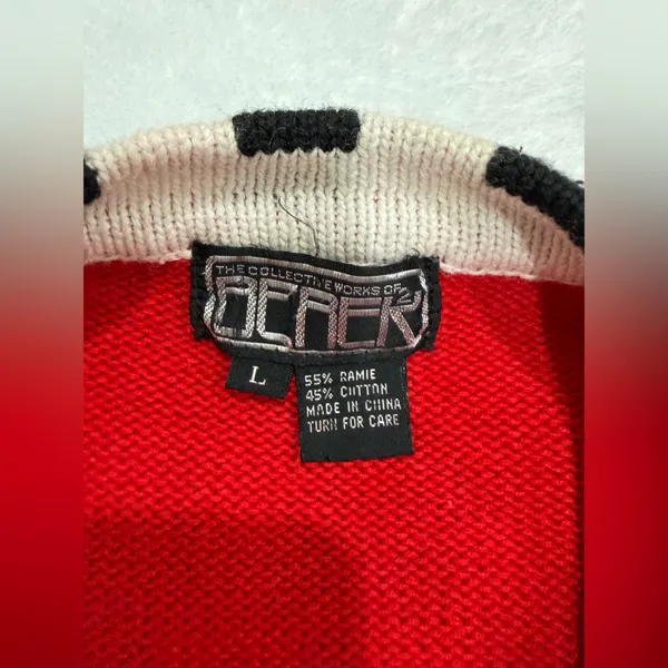 Vintage chunky knit Sweater/Cardigan size large - Image 6