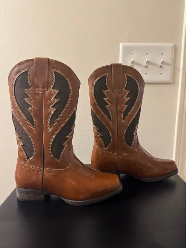 Women’s Cowgirl Boots - Image 2