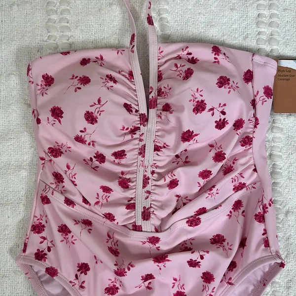 NWT Shade & Shore‎ Multi Rose Halter Plunge Neck One-piece Size Small - Image 7